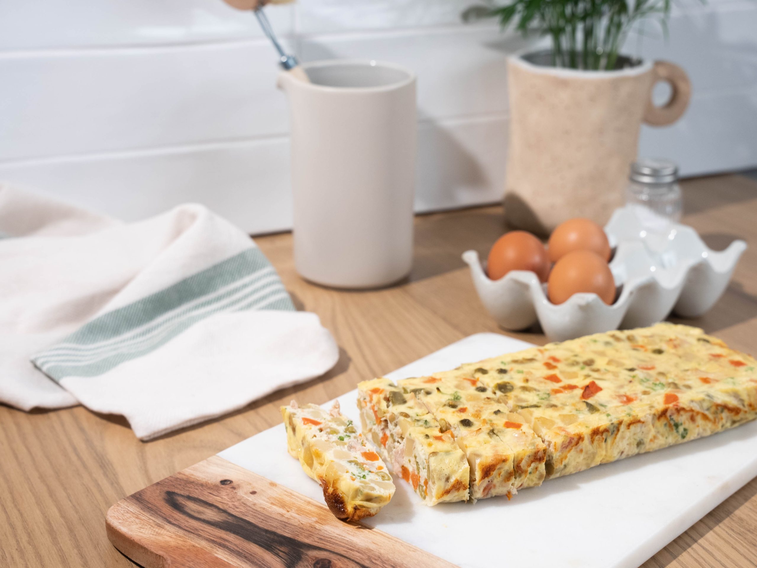 Flan salé à la macédoine et au thon - Une recette d'aucy